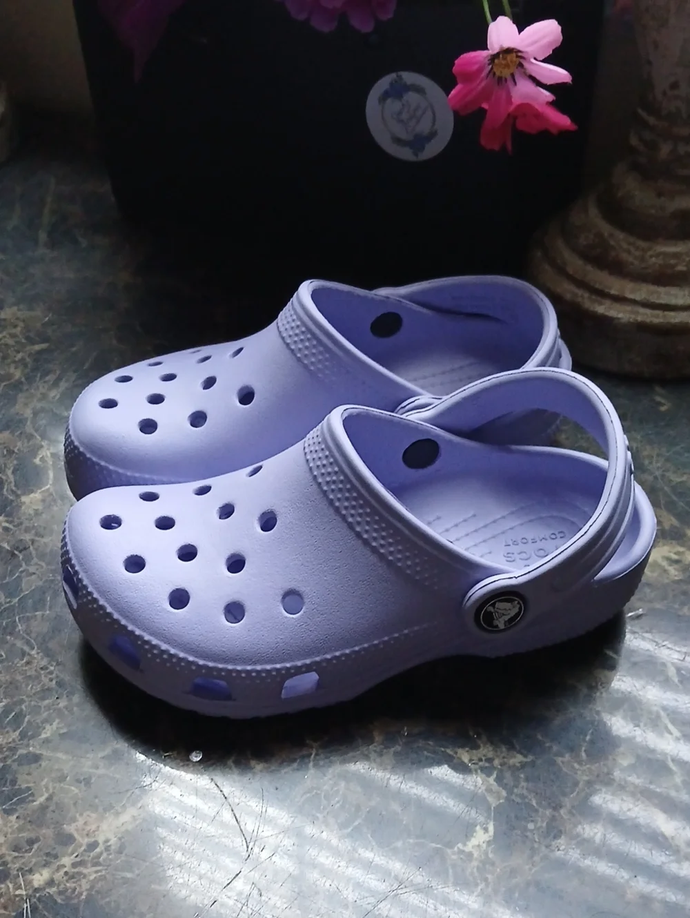 Crocs Classic Lifestyle/Athletic Summer Clog/Sandals Size 11C for Girls